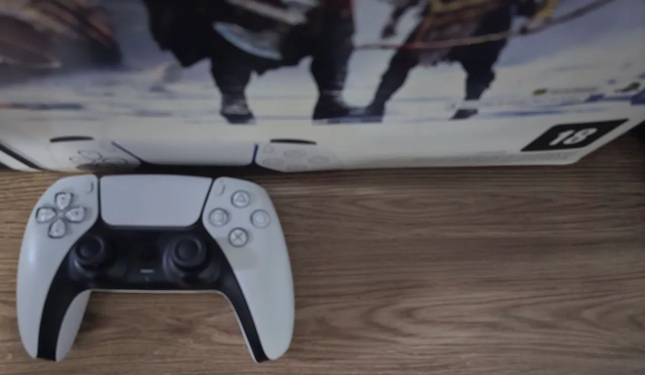 PlayStation 5 fat com leitor de disco - Foto 3
