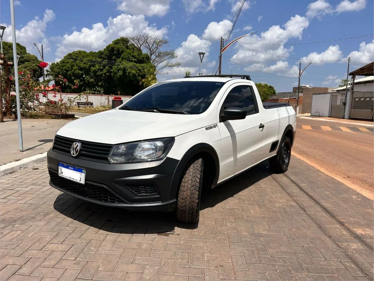 Volkswagen Saveiro Robust 1.6 Total Flex 8V 2021 - Foto 2