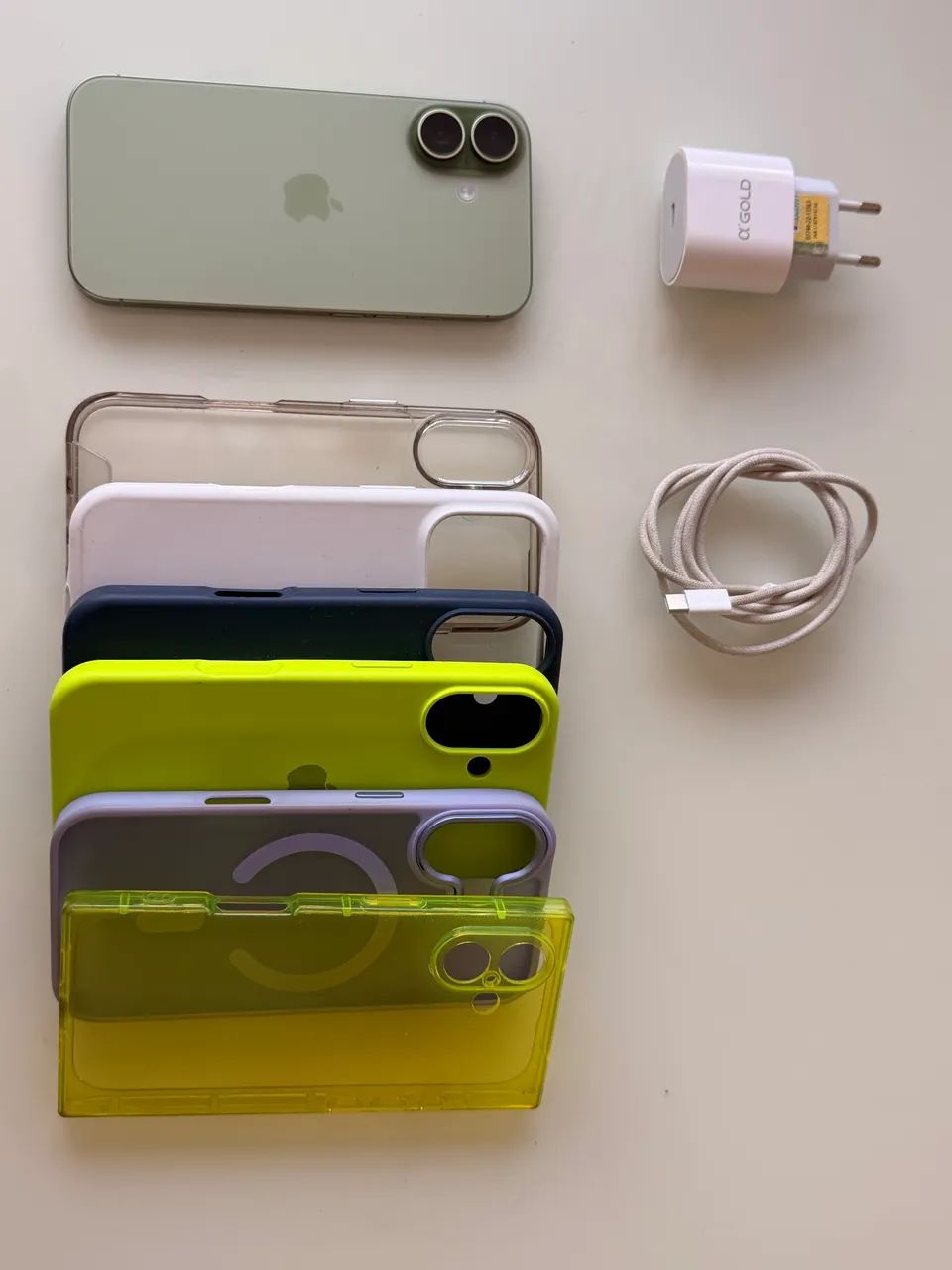 Vendo IPhone 17 Verde Sálvia - Foto 3