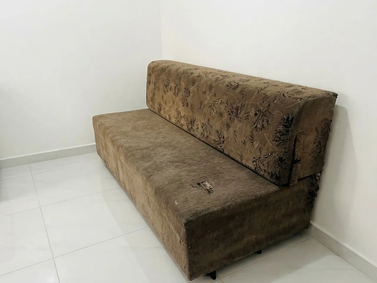 Sofa-Cama 3 Lugares Marrom - Foto 3