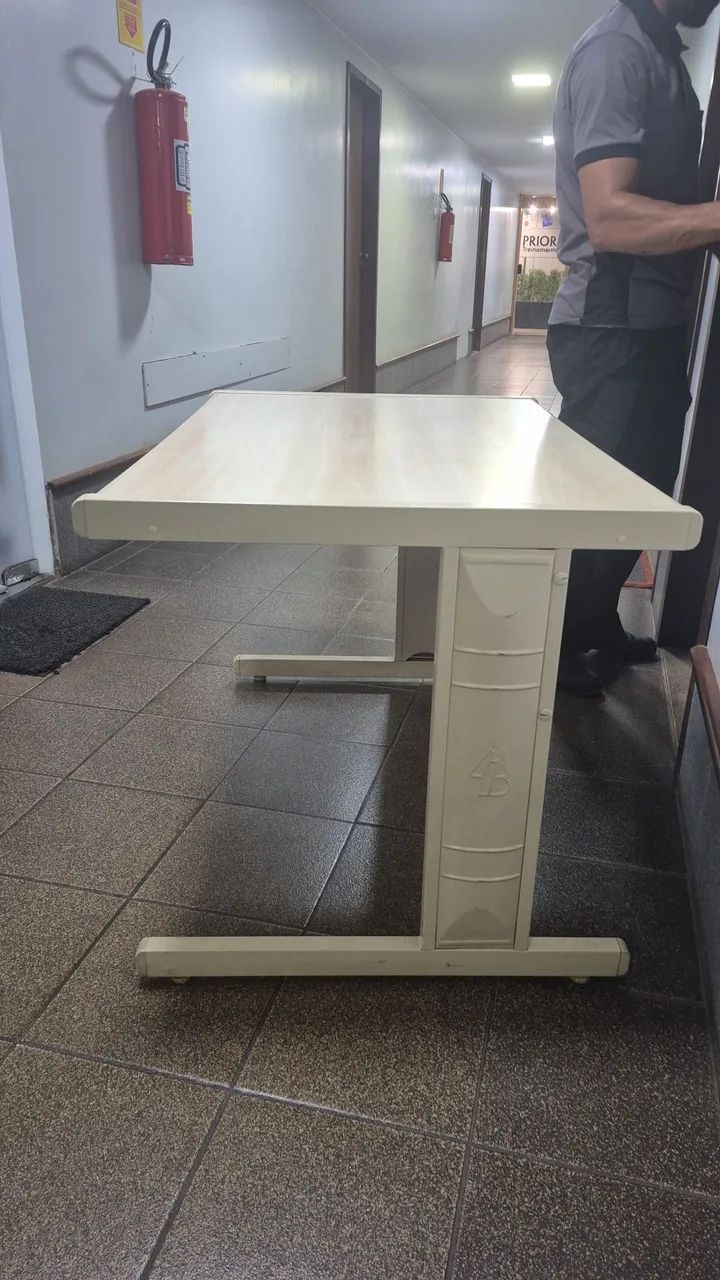 MESA DE ESTUDO - Foto 4