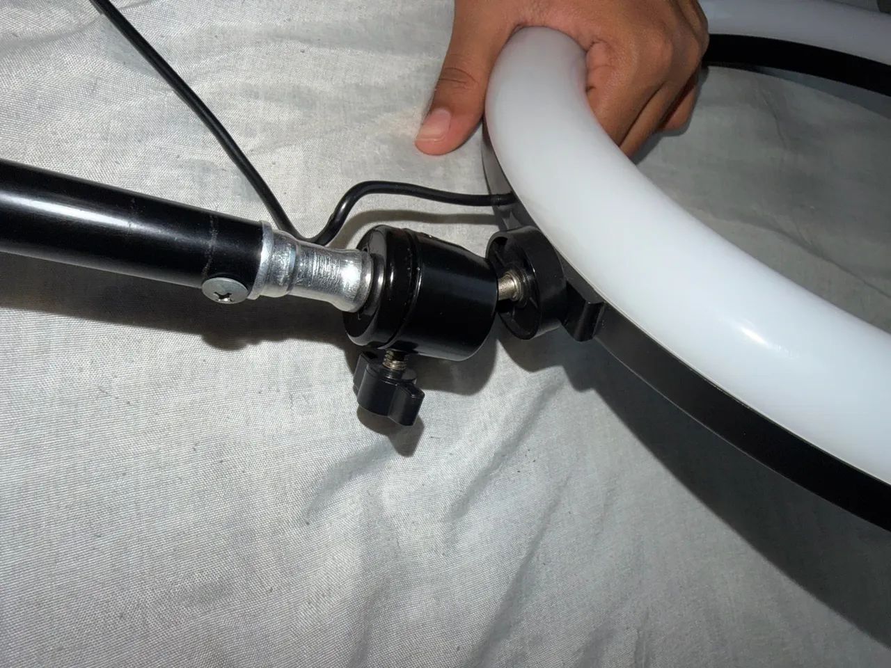 Tripé para celular com ring light - Foto 2