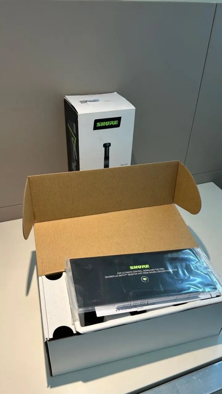 Microfone Shure MV7 USB/XLR Original na Caixa - Excelente Estado  - Foto 4