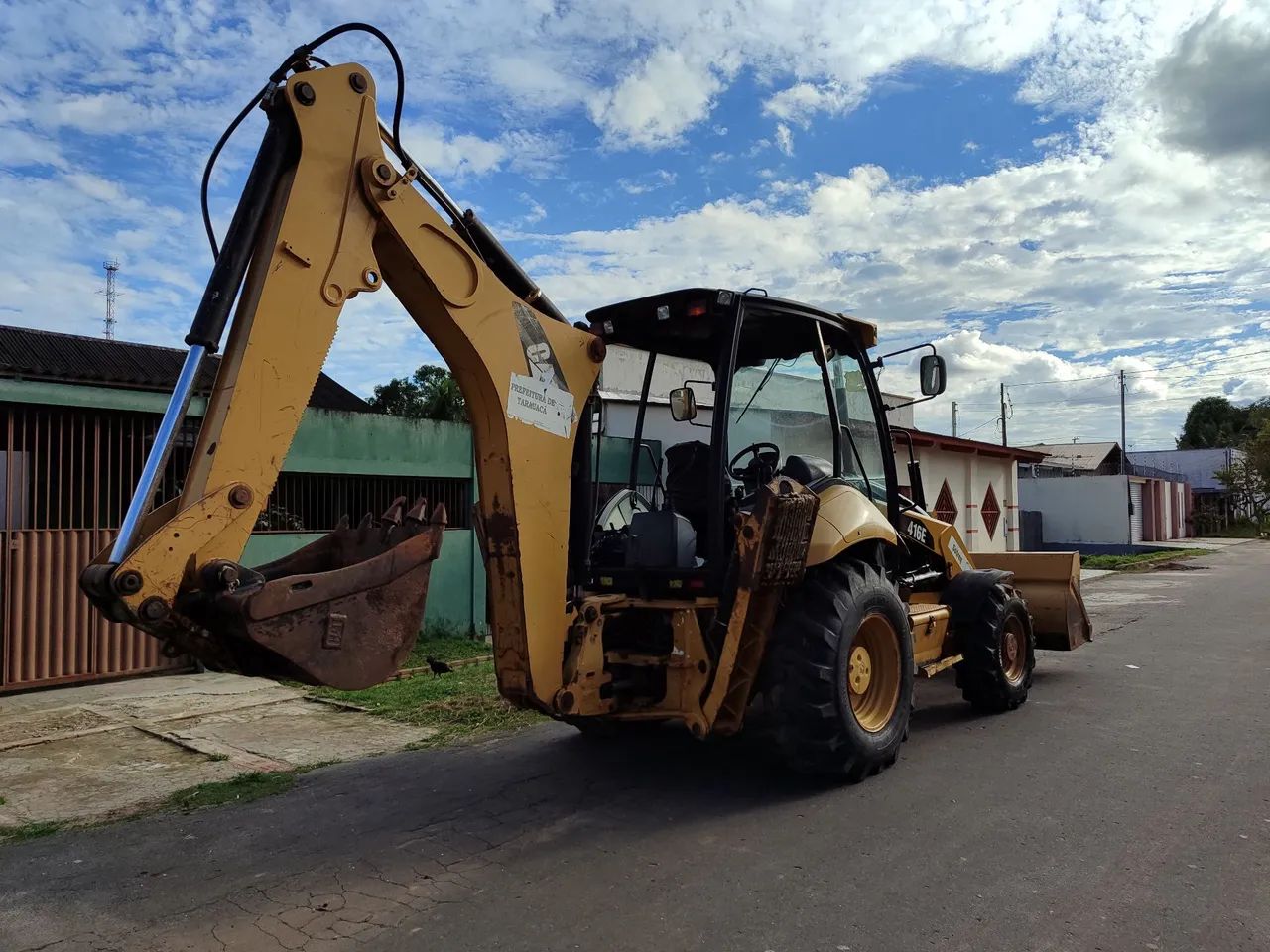 Retroescavadeira Caterpillar  - Foto 4