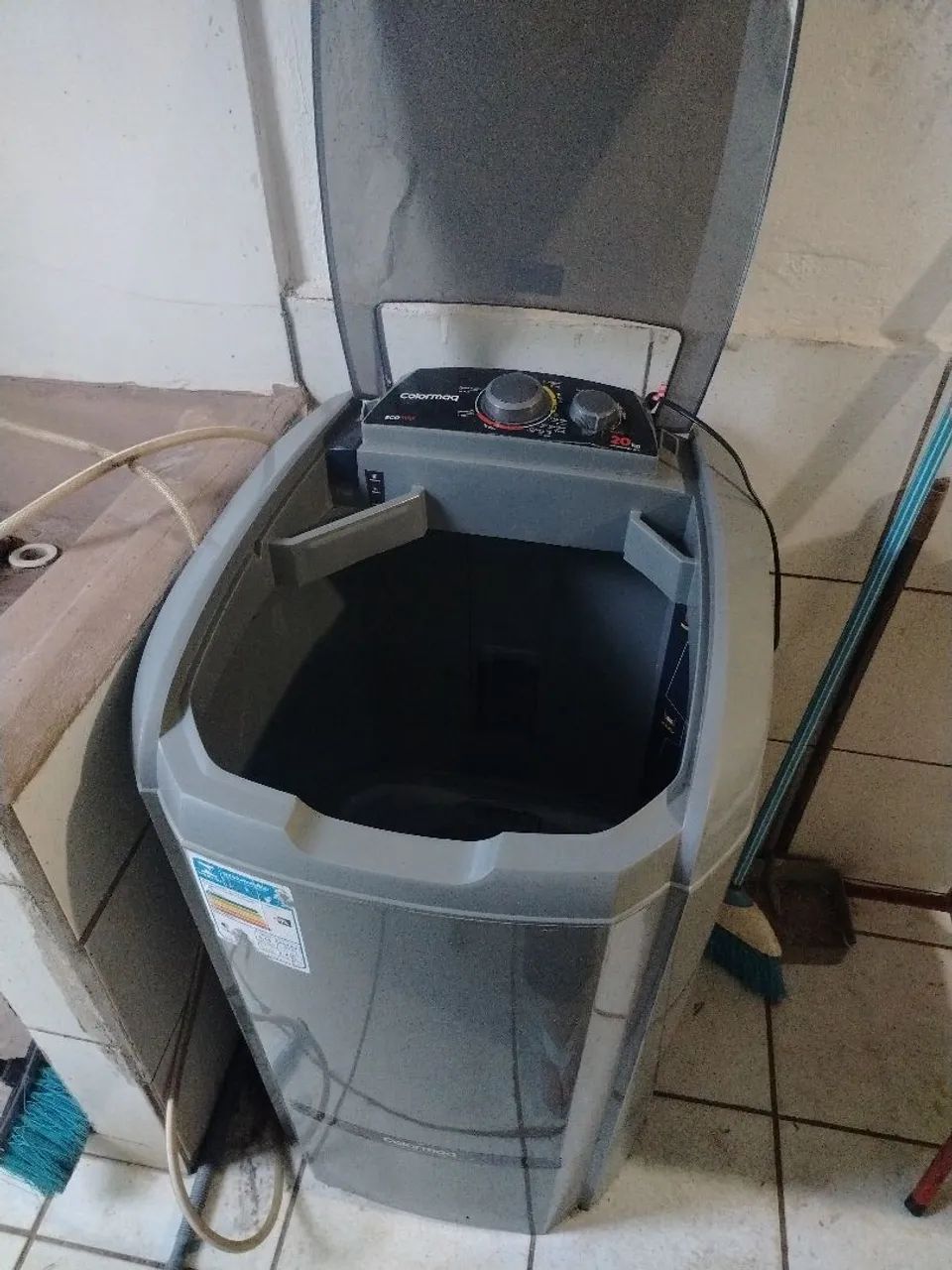 TANQUINHO DE LAVAR EM ÓTIMO ESTADO