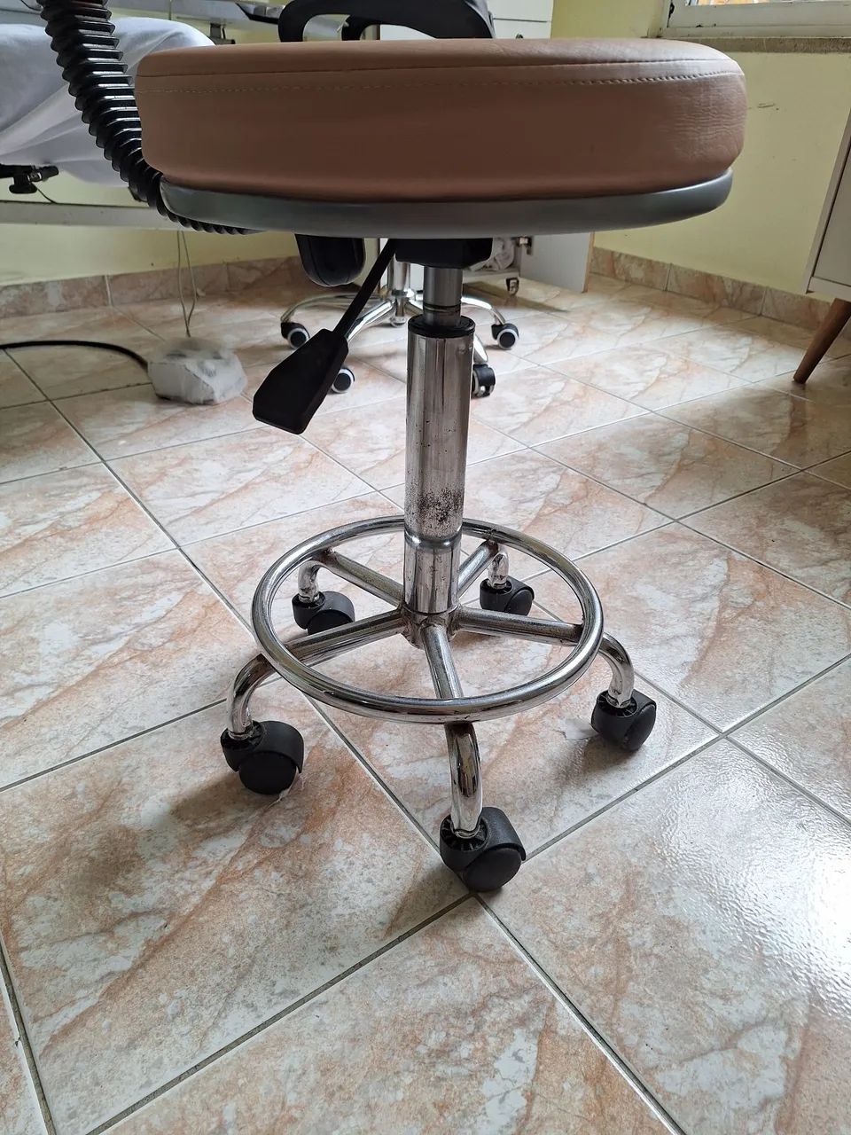 Cadeira para estética  - Foto 2