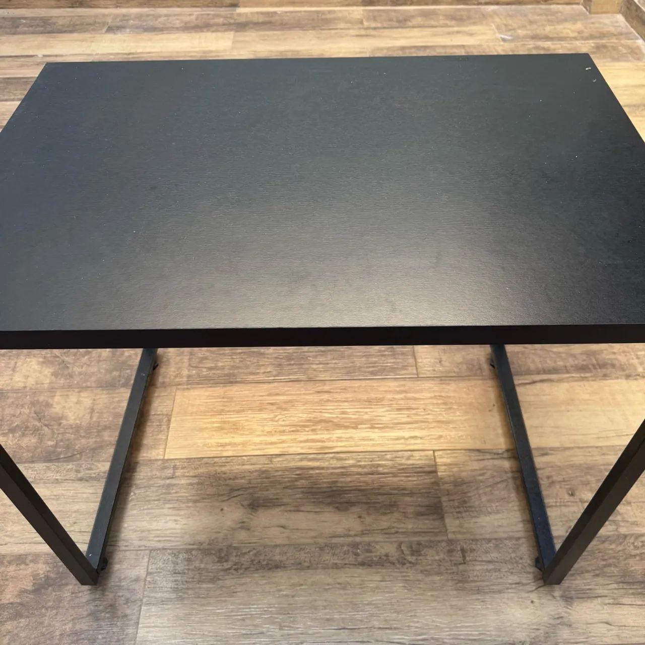 Mesa estilo industrial preta - Foto 2