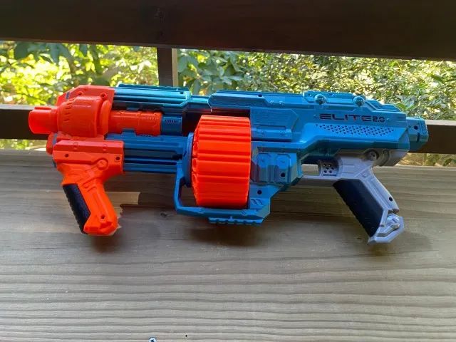 Nerf Elite lançador de dardos