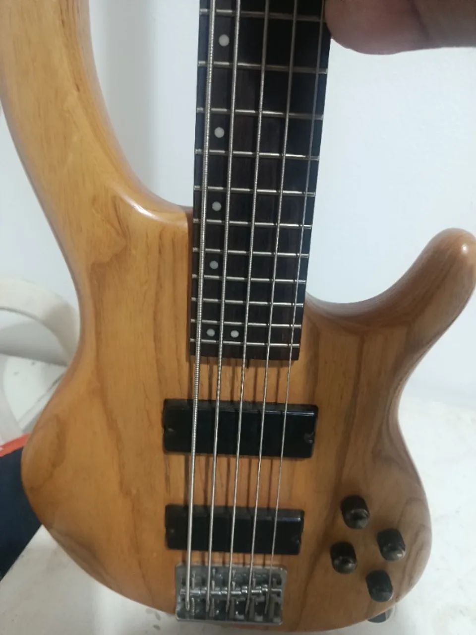 Baixo Cort Action DLX V - Foto 3