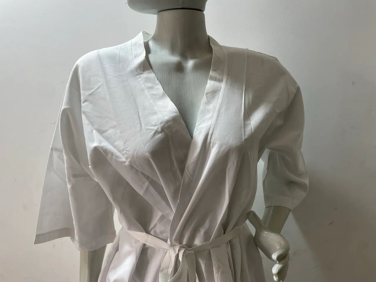 Lote 7 Aventais Branco Novos de Popeline com Cinto - Foto 3