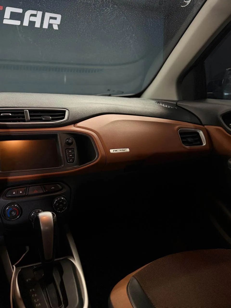 Chevrolet Onix Activ 1.4 8V Flex Aut. 4P 2018 - Foto 8
