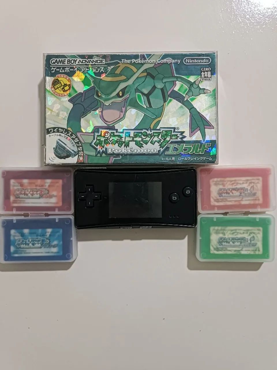 Game Boy Advance Micro + coleção pokemon + brindes