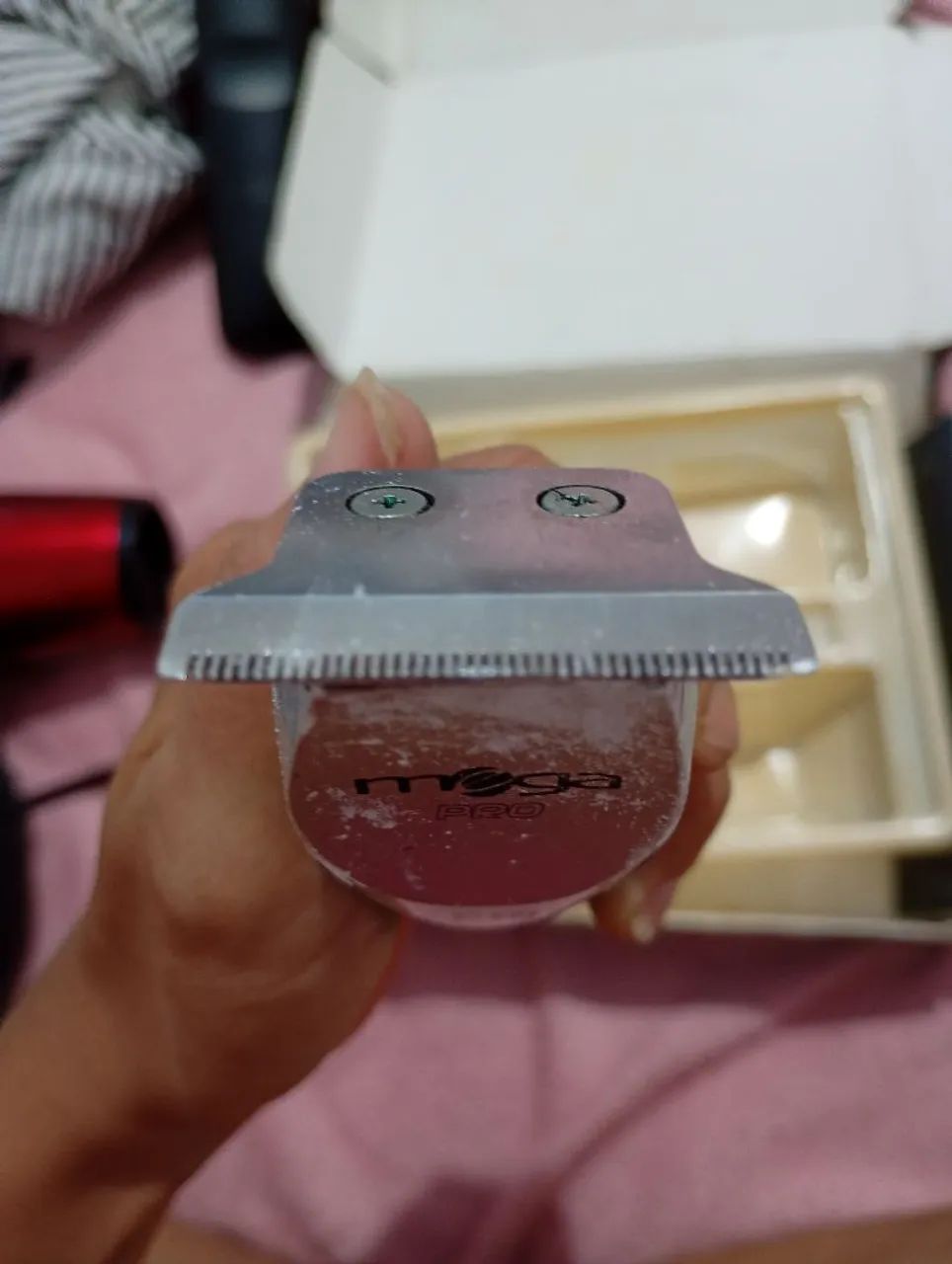 Todos os adereços ( só não achei pra tirar foto) carregador. Máquina perfeita 