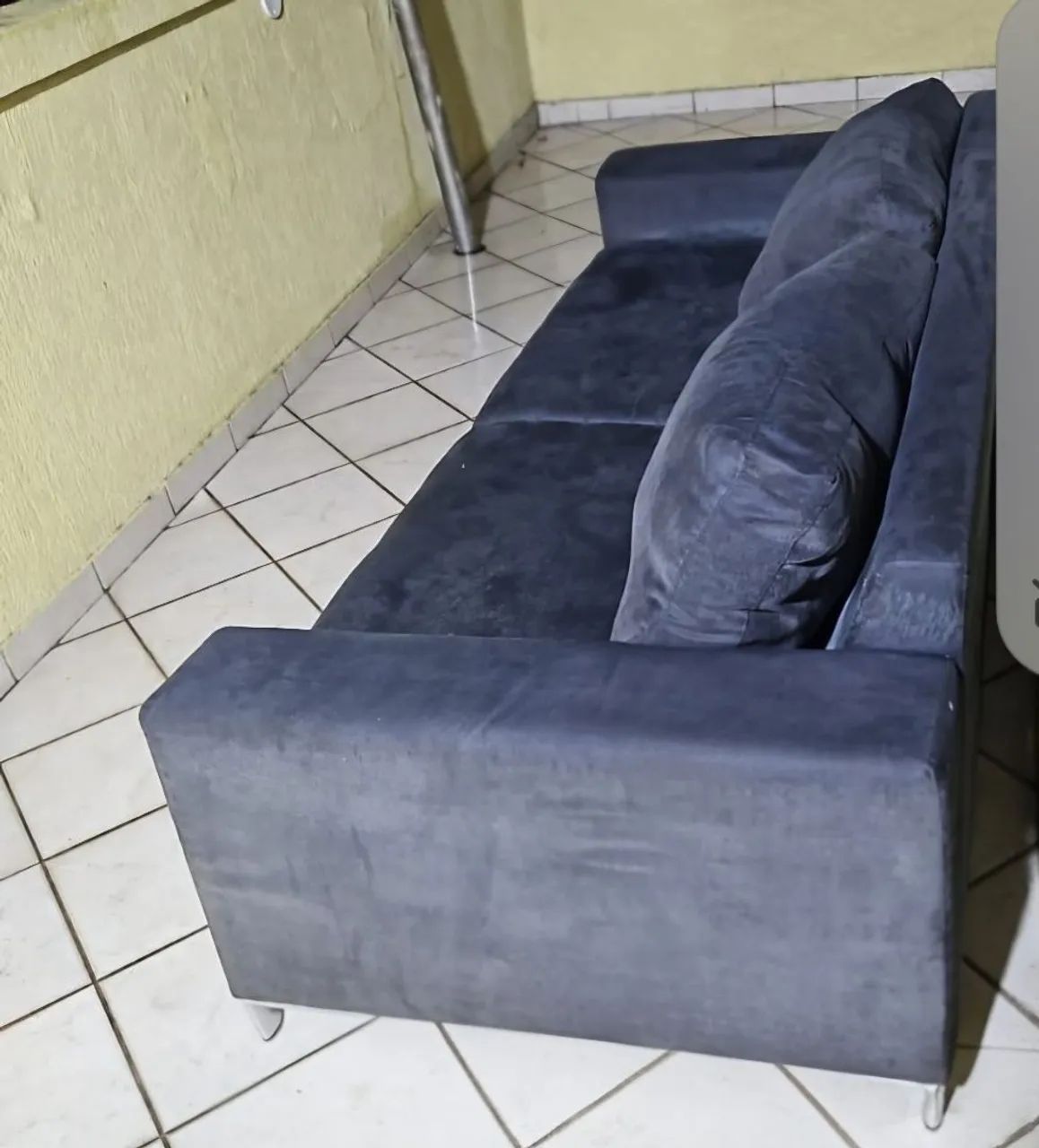 Sofá 3 lugares em Tecido