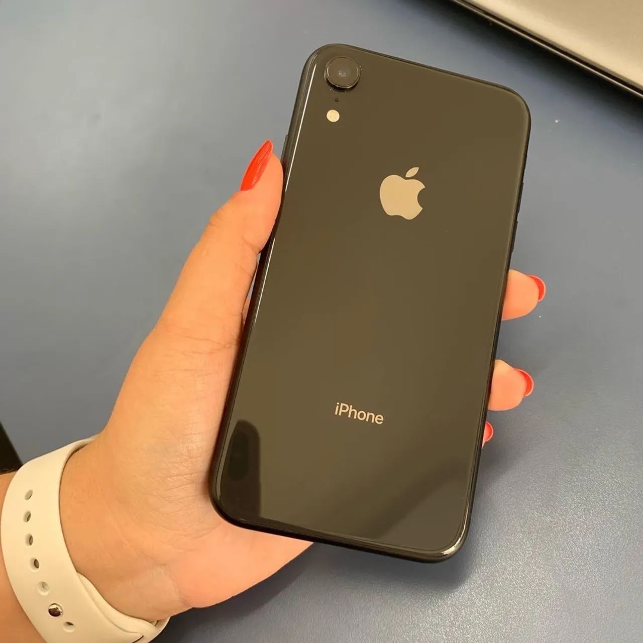 IPHONE XR 64gb