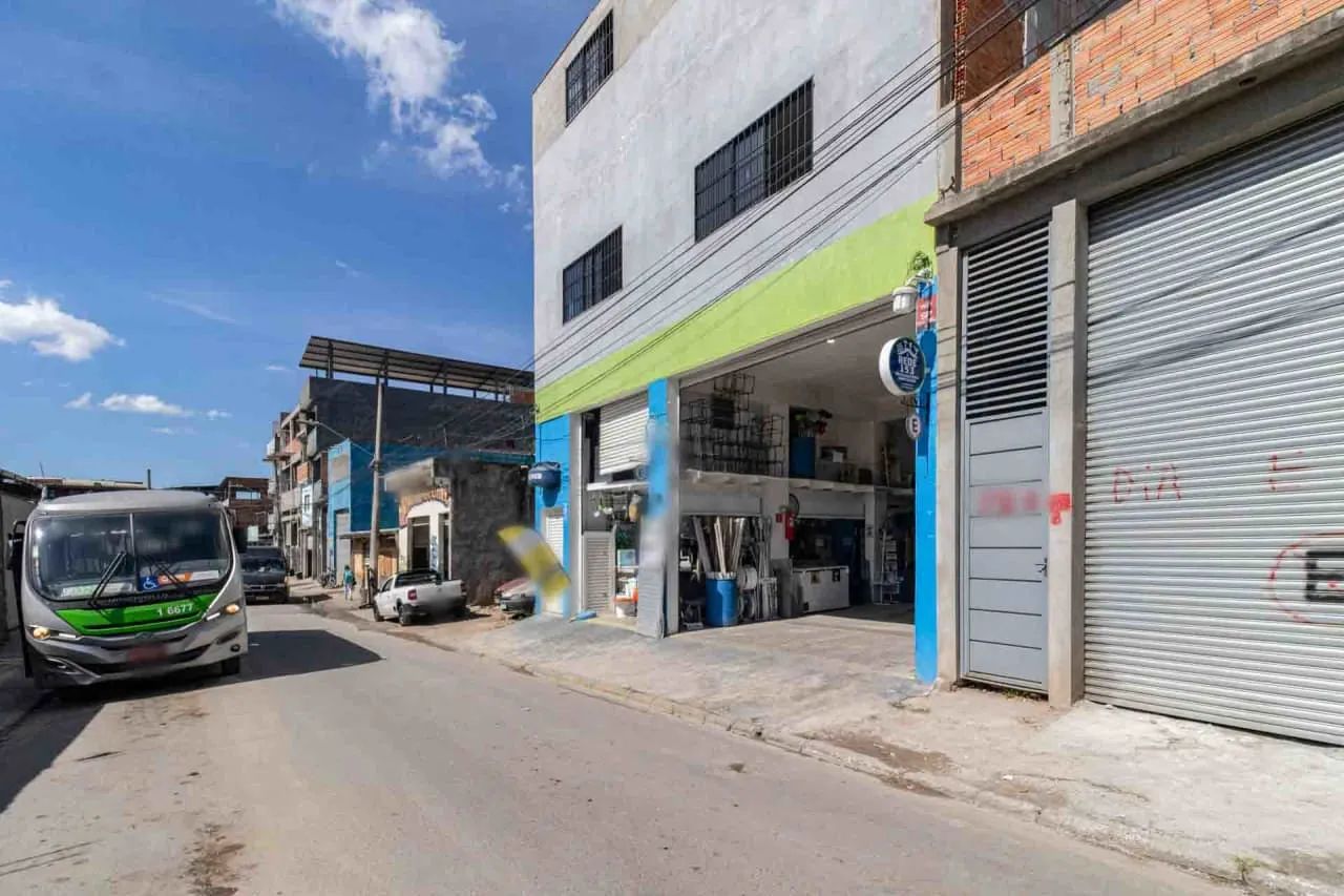 Galpão na Rua Daniel Cerri, 992 - B  90 m² - Foto 2