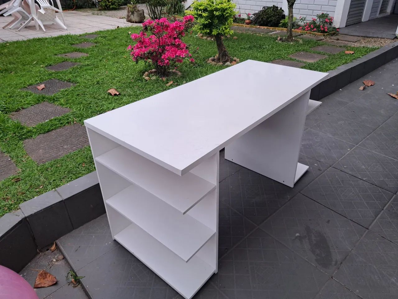 Vendo Escrivaninha. - Foto 2