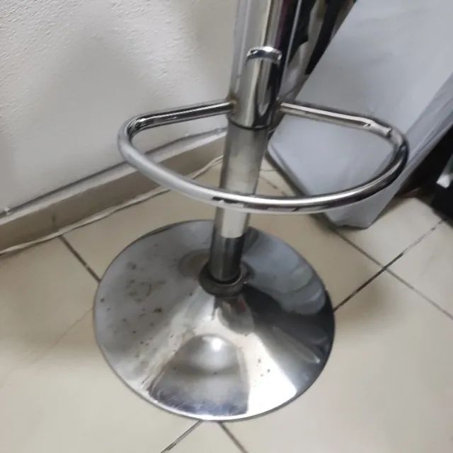 Cadeira giratória pra loja  - Foto 3