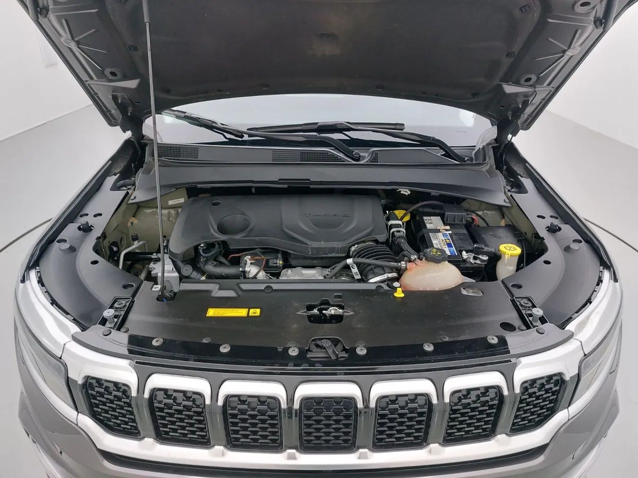 Jeep Commander Limited T270 1.3 TB Flex Aut., foto 10 de 18