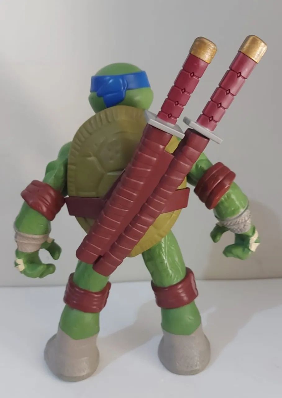 Action Figure Leonardo Tartaruga Ninja Playmates 26cm COMPLETO - Foto 6