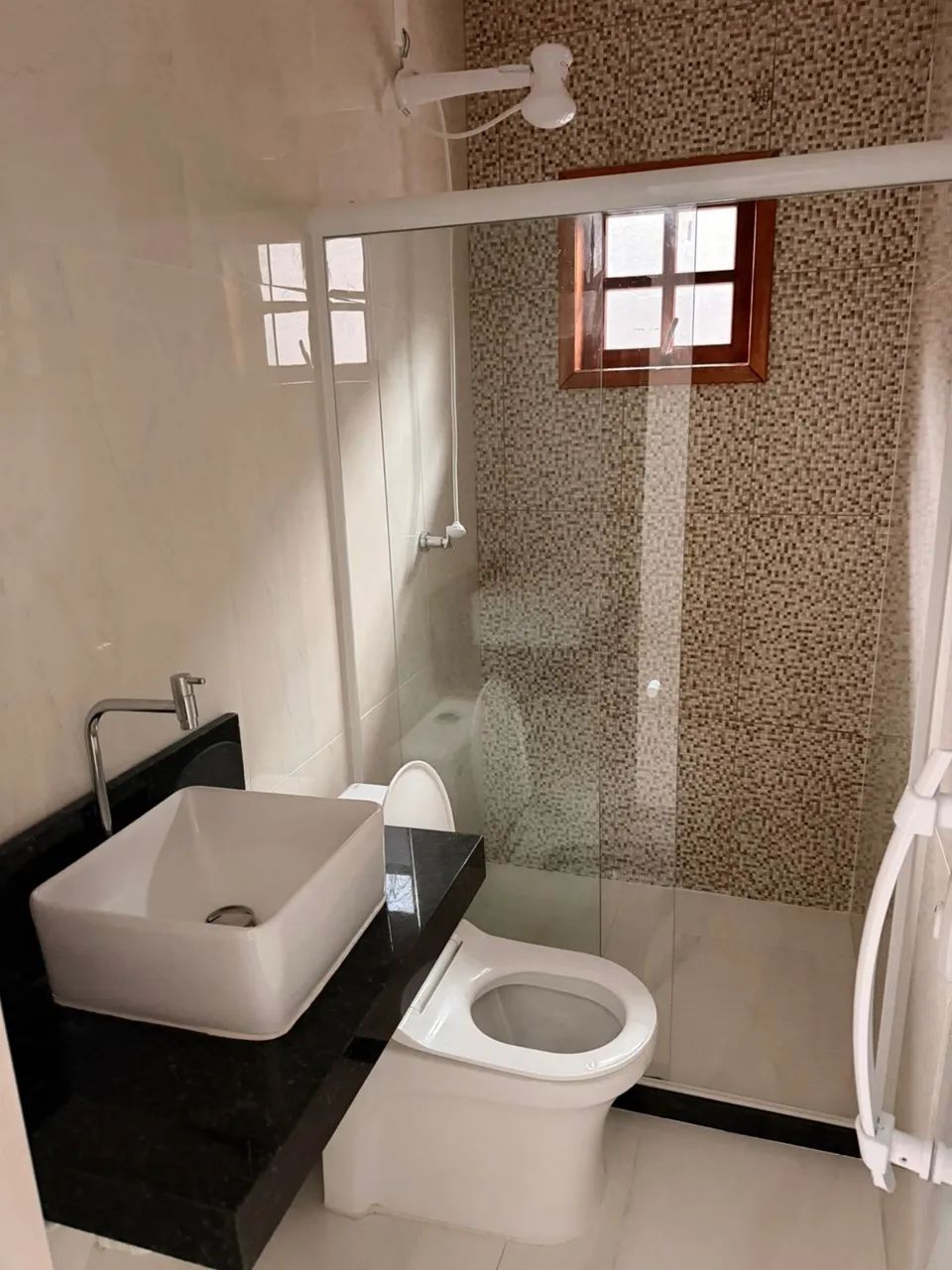 Apto 2 qtos sendo 1 suite no centro de Itaguaí  - Foto 2