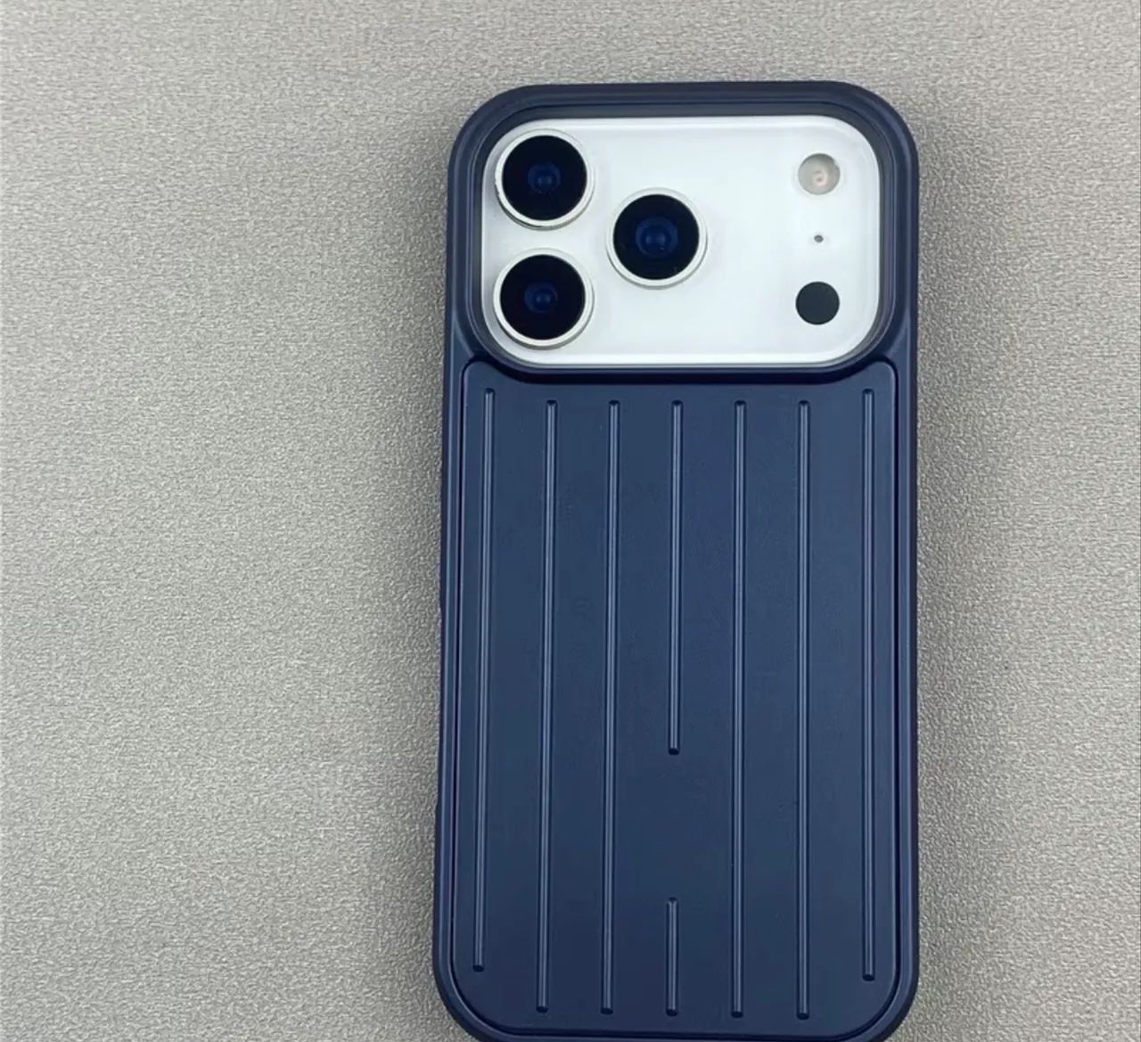 Capa iPhone 17 pro Max 