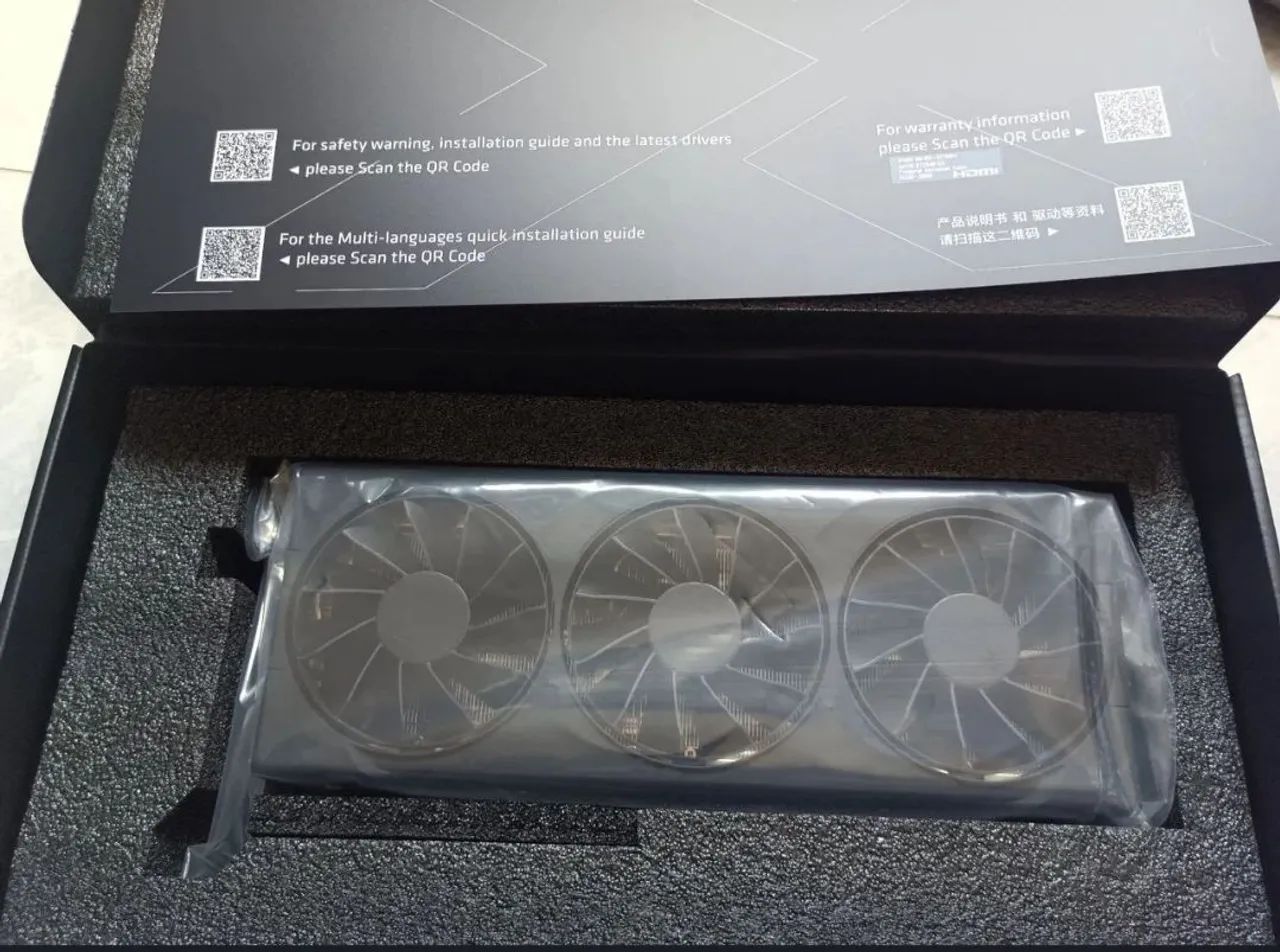RX 9070 XT - Foto 3