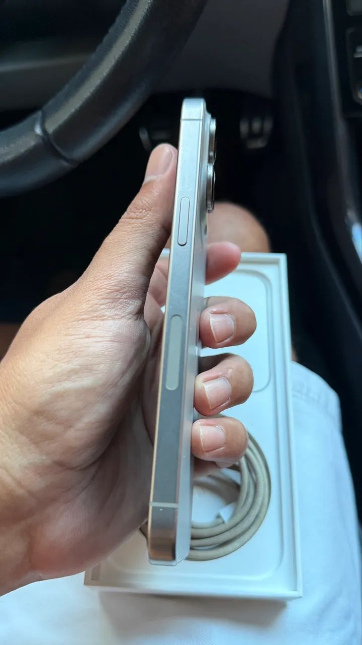 iPhone 15 pro max 256 GB - Foto 4