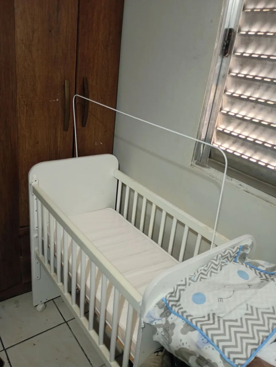 Mini berço com colchão  - Foto 3
