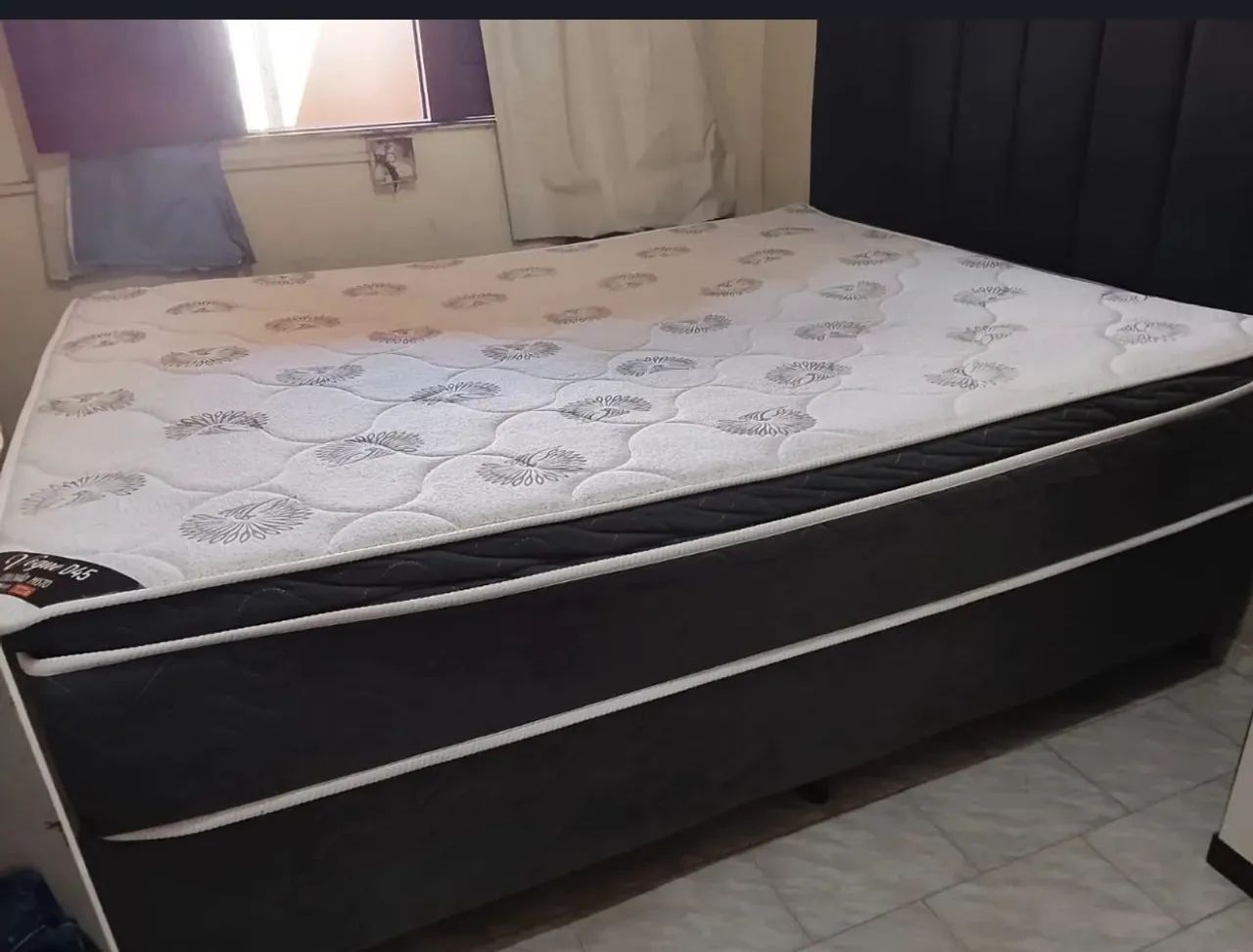 Cama queen 