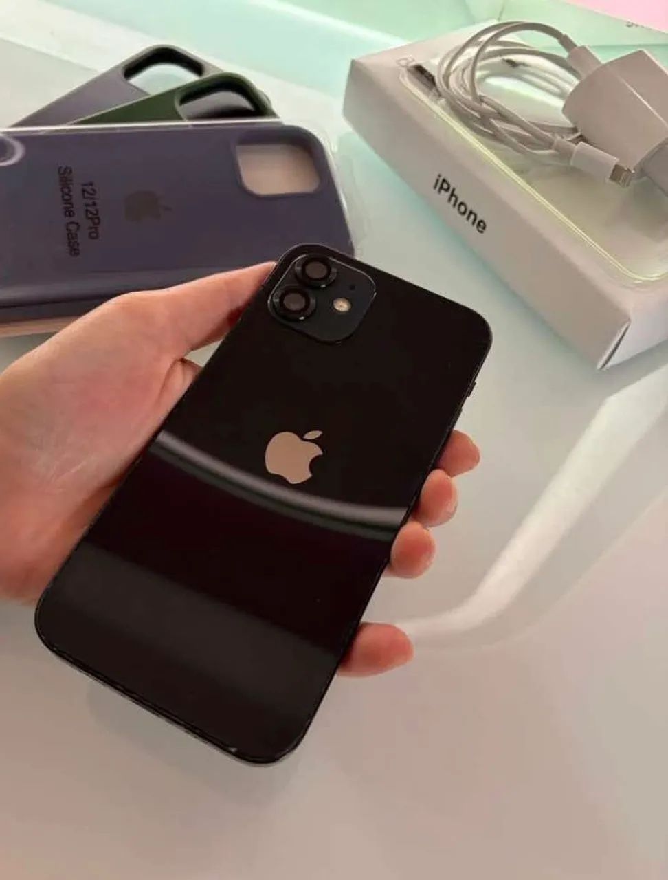 iPhone 12 perfeito