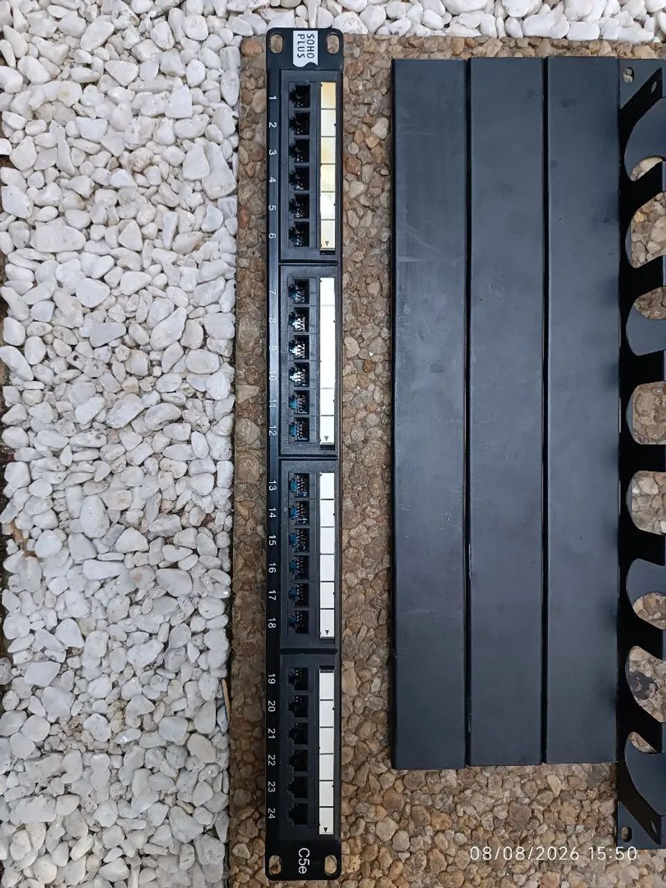 Kit Rack 19" Patch Panel 24 Portas Cat5e + Organizadores de Cabos - Foto 5