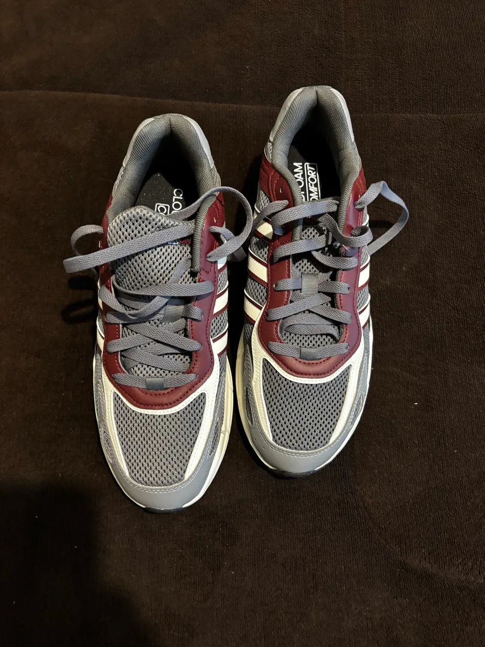Tênis adidas retrô 42