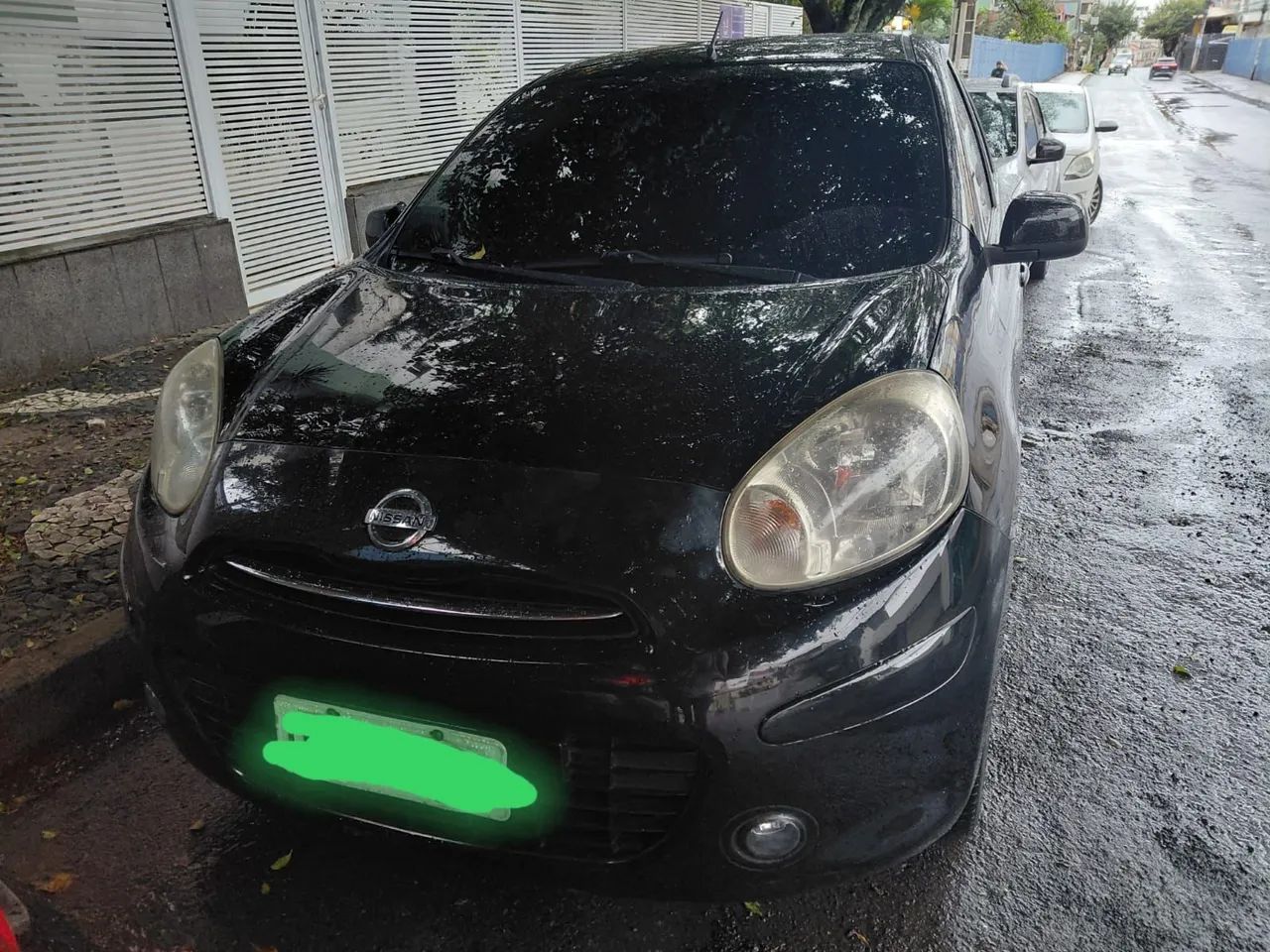 Nissan March 2013
