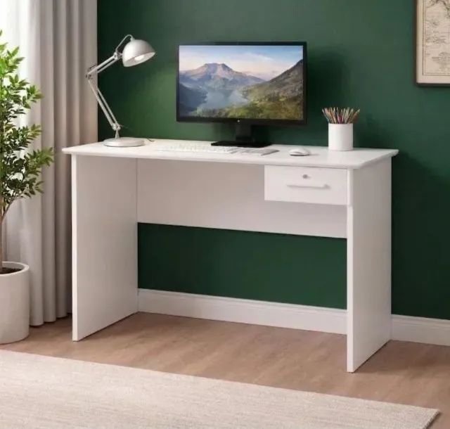 Mesa de computador nova de fabrica 