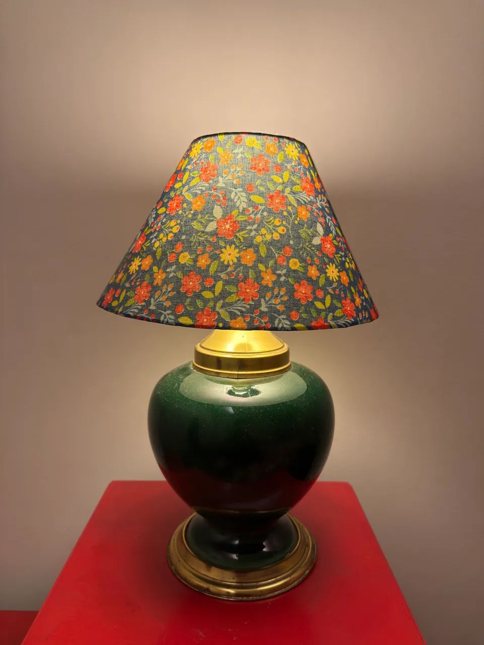 Par de Abajures Decorativos em Cerâmica - 110V | Estilo Clássico/Vintage - Foto 2