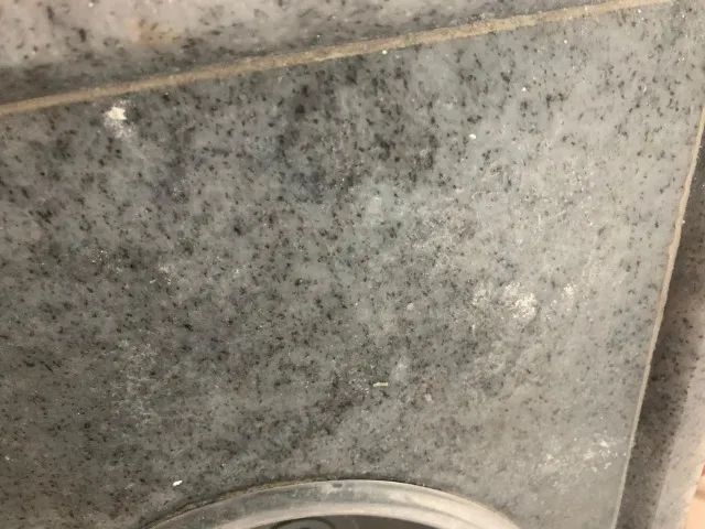 PROMO!!! Pia de mármore cinza para cozinha c/ cuba inox (usada em bom estado) - Foto 2
