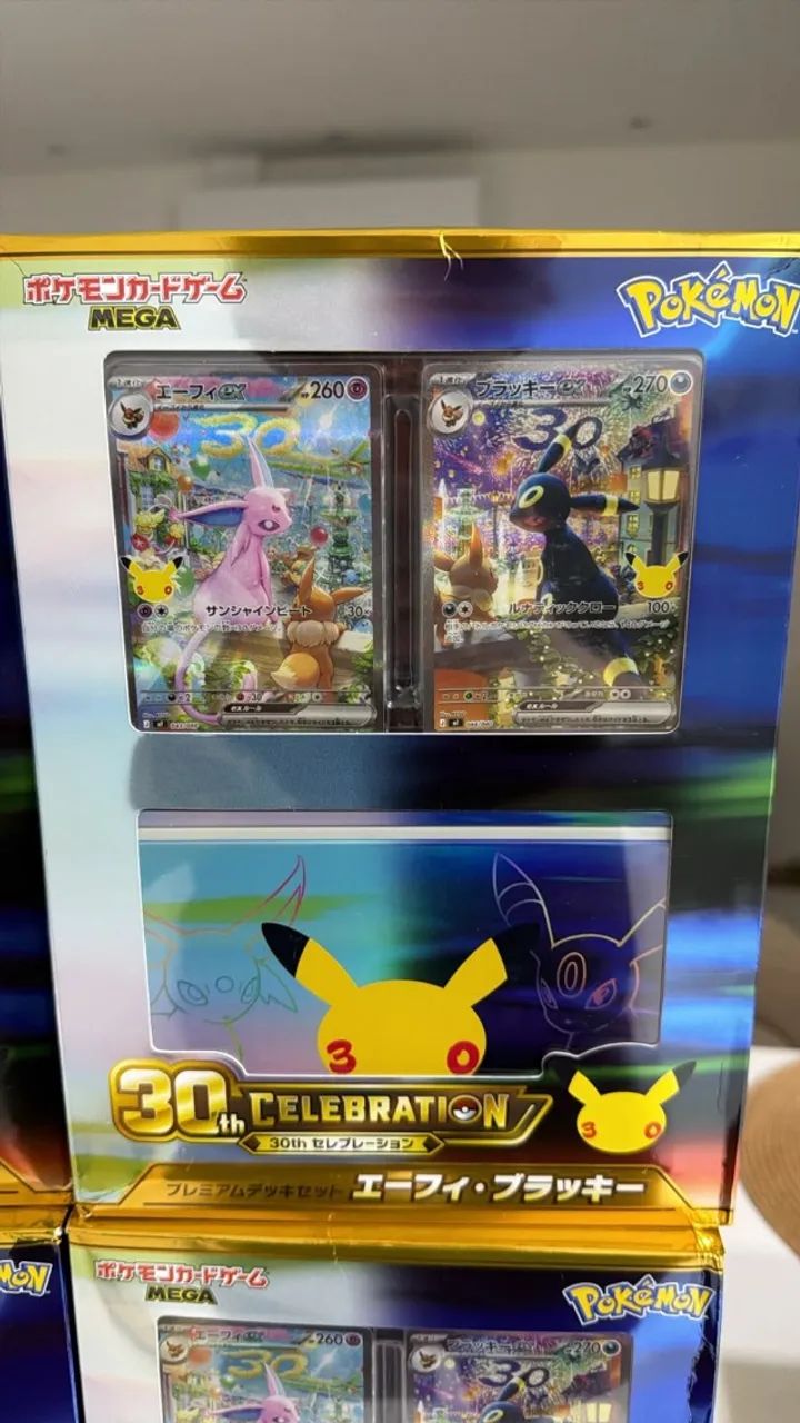 POKÉMON 30TH CELEBRATION - PREMIUM DECK SET EEVEE & UMBREON - Foto 2
