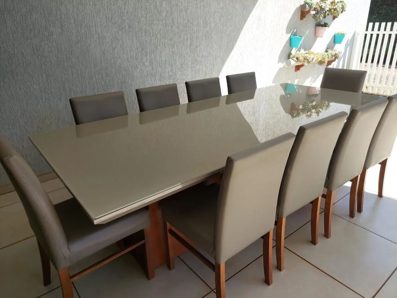 MESA PARA SALA DE JANTAR COM DEZ CADEIRAS - Foto 2