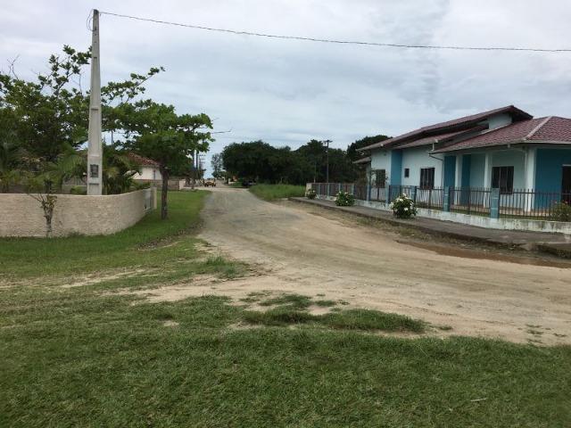 Terreno grande perto da praia para construção geminados ou para uma bela casa! - Foto 2