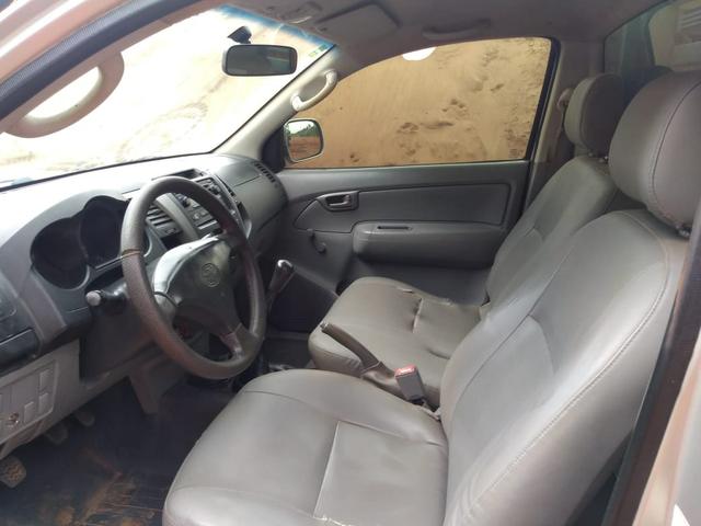 Hilux CS 2.5 TD 4x4 Mec. - Foto 6