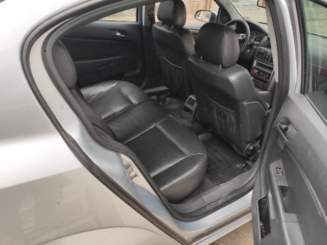 Chevrolet Vectra Elite 2.4 MPFI 16V FlexPower Aut. 2006 - Foto 2
