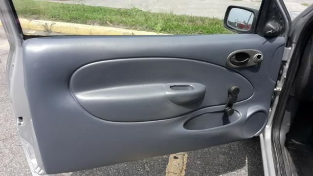 Ford fiesta gl ano 2000 - Foto 13