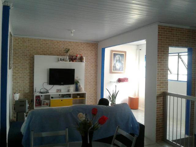 Vendo Ótima Casa 3/4 - 2o andar c/Cobertura