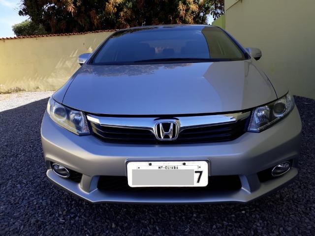Honda Civic 2.0 LXR com kit multimídia original Honda 2013 - 2014