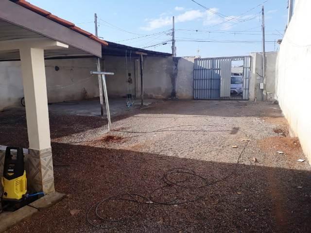 Saraju aluga lote com área construída no Guatupê Ref. 702.19FI - Foto 3