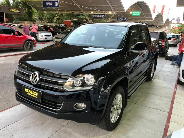 Amarok Highline 4x4 Automático - 2013- A mais nova da cidade. Aceito troca , financio - Foto 7
