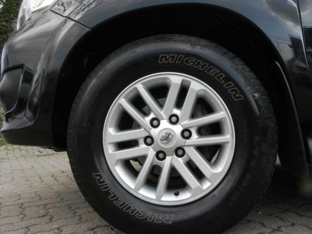 Toyota Hilux sw4 srv 4x4 4P - Foto 9