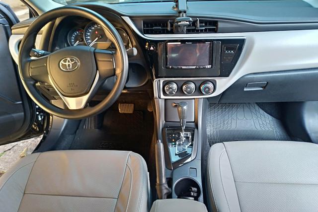 Toyota COROLLA GLI 1.8 ( 8500km) Estado de zero - Foto 17