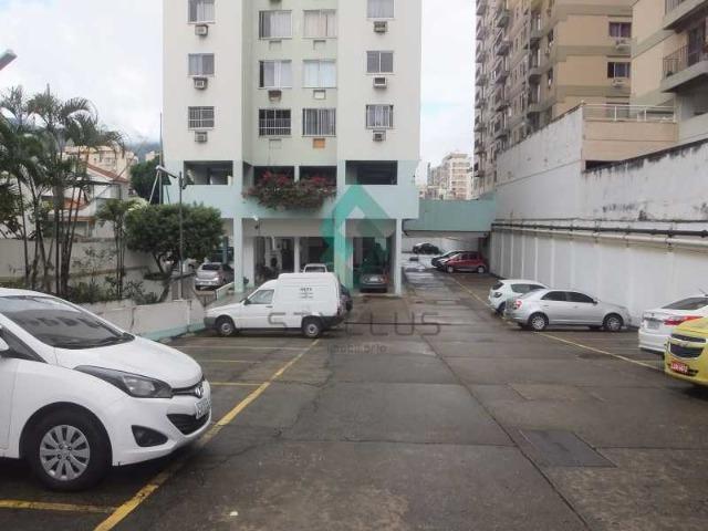 Excelente apto 02Qts vazio garagem elevadores portaria 24hs Rua Padre Ildefonso Meier - Foto 2